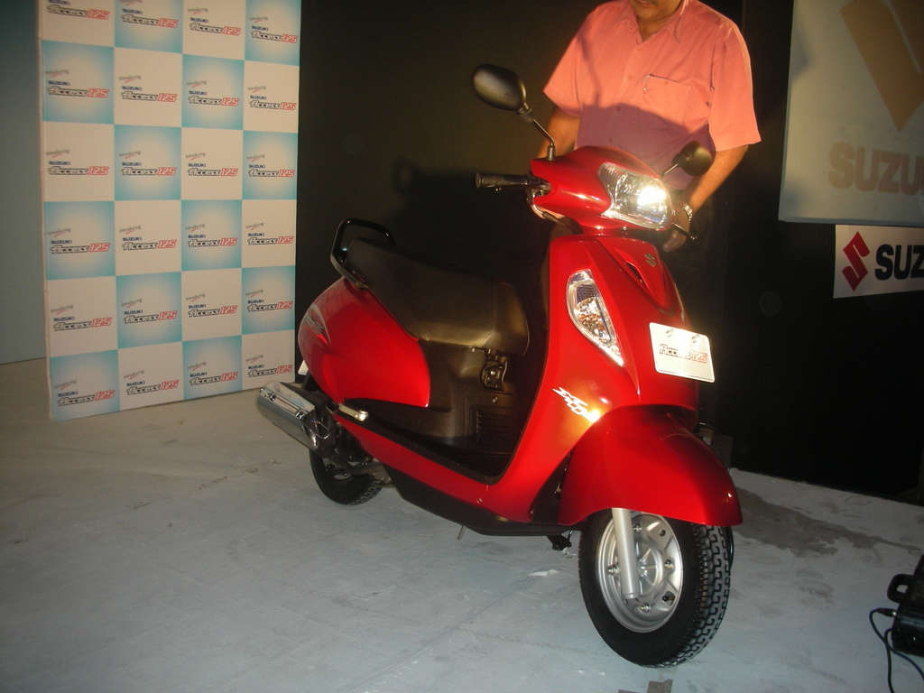 suzuki access 125 two wheeler